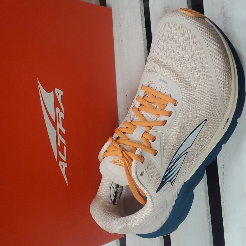 Altra Torin in Dusty Pink